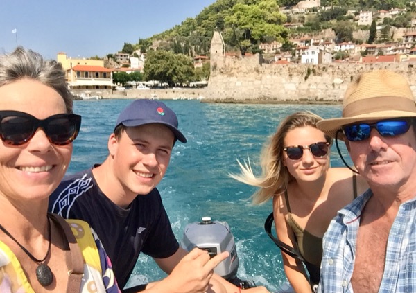 With Finn, Millie and Flemi through the Gulf of Corinth